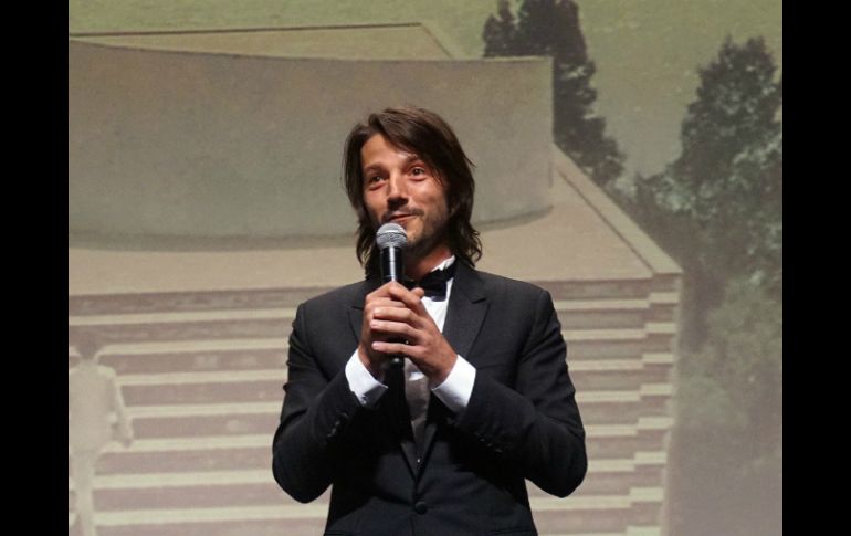 Diego Luna asiste a la breve gala de apertura de la sección 'Una cierta mirada'. NTX / D. del Río