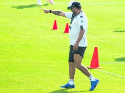 Antonio Mohamed. El DT de los Rayados en la práctica de ayer en Monterrey. MEXSPORT /