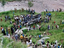 Los accidentes de tráfico graves son habituales en la India debido al pésimo estado de las carreteras. AP / ARCHIVO