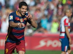 El delantero uruguayo es toda una sensación en el futbol al jugar en perfecta coordinación con Messi. AFP / J. Guerrero