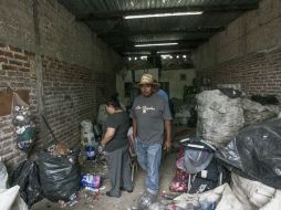 Francisco Enciso, en su planta recicladora de Ahualulco. EL INFORMADOR / R. Tamayo