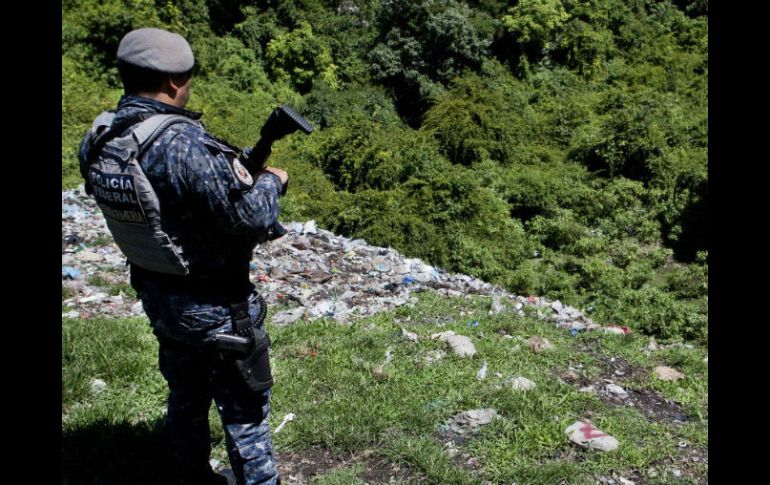 La noche del martes fueron encontrados al menos 50 restos de cuatro personas en la carretera Coacoyula-Apipilulco. SUN / ARCHIVO