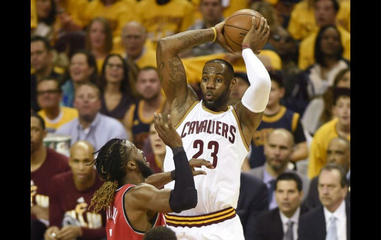 LeBron James terminó con 23 puntos, 11 rebotes y 11 asistencias. AP / F. Gunn