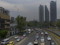 Sin considerar tipo de holograma, los vehículos con terminación de placa 3, 4, 9 y 0 no circularán. SUN / ARCHIVO