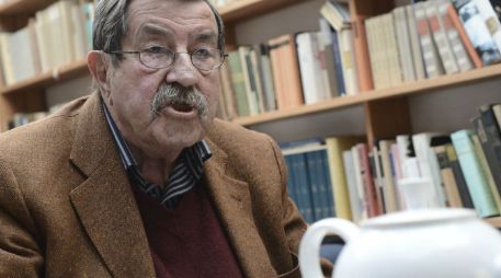 Günter Grass, fallecido el año pasado, es uno de los escritores que dejaron libros sobre su país. EFE / ARCHIVO