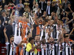 Juventus de Turín es el primer equipo italiano en lograr el doblete Serie A-Copa en dos temporadas consecutivas. AP / A. Medichini