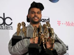 The Weeknd se llevó ocho galardones durante la velada de este domingo. AFP / B. Haraway