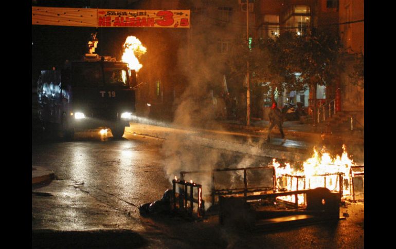 Las operaciones realizadas por el ejército para neutralizar a rebeldes, han provocado la muerte de civiles y el éxodo de miles. AP / ARCHIVO