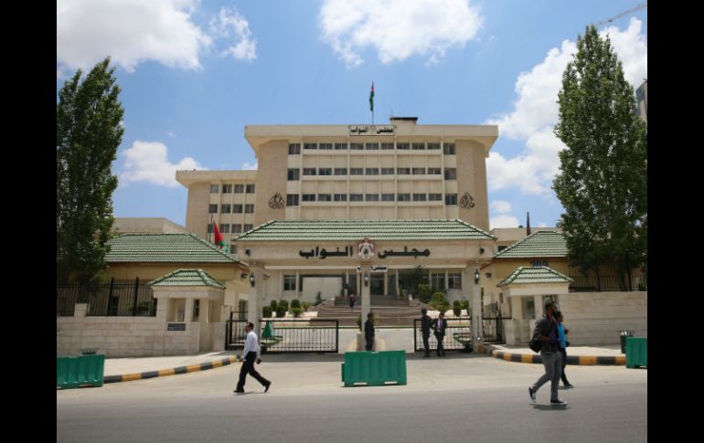 Edificio del Parlamento jordano. En septiembre u octubre se llevarán a cabo comicios para elegir a los nuevos legisladores. EFE / J. Nasrallah