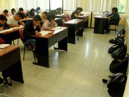 En total, 101 mil 864 aspirantes realizaron el examen para las sedes de la Ciudad de México y diferentes puntos del país. SUN / A. Ojeda