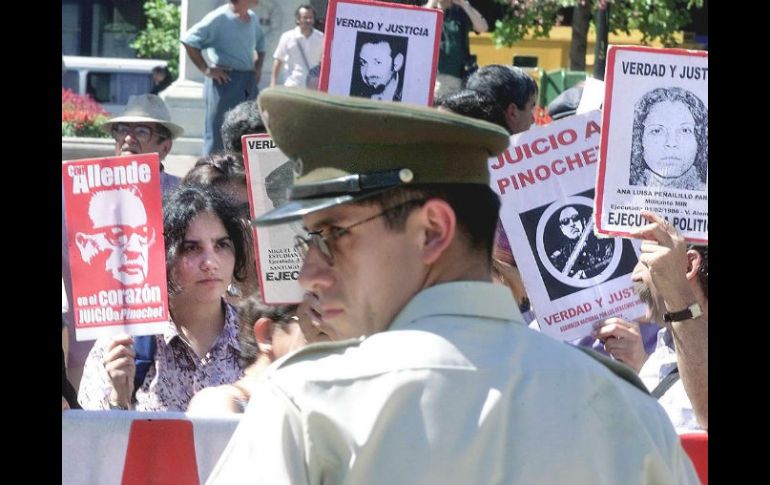 Los exconscriptos piden indemnizaciones con prestaciones de seguridad social, laboral y de salud. AP / ARCHIVO