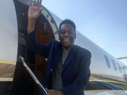 Pelé se encuentra en Londres para promover una subasta de su colección de trofeos y recuerdos. TWITTER / @Pele