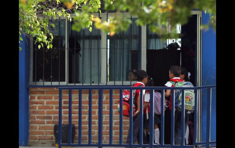 Las escuelas con jornadas de ocho horas diarias no podrán aumentar su jornada diaria, indica la SEP. EL INFORMADOR / ARCHIVO