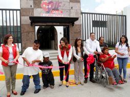 La presidenta del DIF Jalisco, Lorena Jassibe Arriaga fue la encargada de inaugurarlos. ESPECIAL / DIF Jalisco