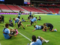 La selección de Uruguay entrenó en el estadio de la Universidad de Phoenix. TWITTER / @Uruguay