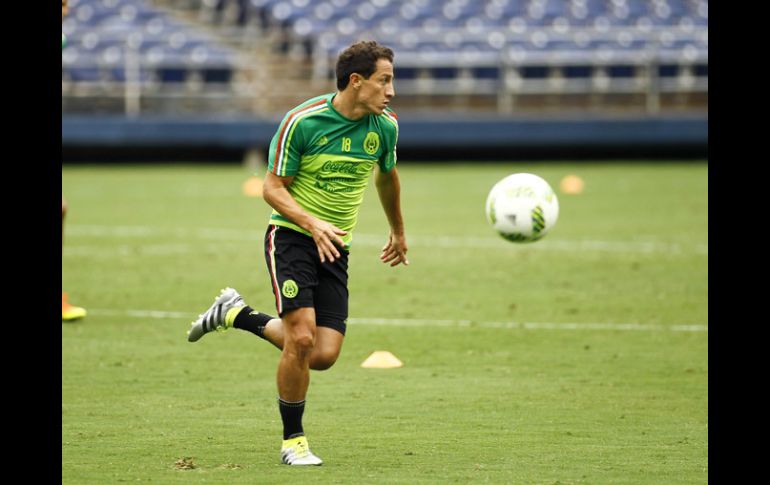 Andrés Guardado pide a la afición cambiar su grito en los estadios. MEXSPORT / V.Posadas