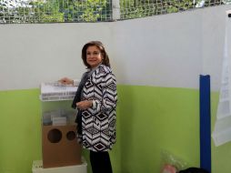 Al acudir a votar, Gómez González asegura que no ha tenido reporte de algún hecho extraordinario. TWITTER / @ArelyGomezGlz