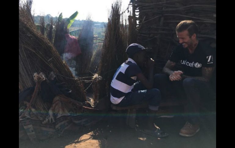 Beckham pide hacer ''todo lo posible para ayudar a Unicef a llevar comida, medicinas y agua limpia'' a los niños de la zona. INSTAGRAM / davidbeckham