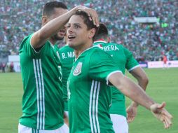 Javier Hernández abrió el marcador para los aztecas. NTX / I. Hernández