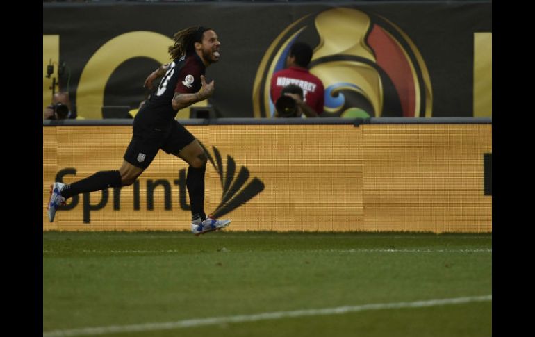 Estados Unidos tuvo un desafortunado debut en el certamen continental, pero luego ganó a Costa Rica por 4-0. AFP / O. Torres