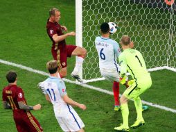 Acción del partido entre Rusia e Inglaterra en el marco de la Eurocopa 2016. EFE / A. Haider