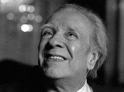 Borges, nacido el 24 de agosto de 1899, es leído tanto en su país natal como en el mundo entero. EFE / ARCHIVO