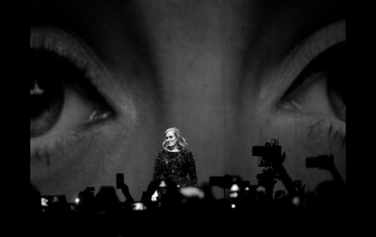 'Amigo, chúpame el...', expresó Adele a la mitad de una presentación. INSTAGRAM / adele