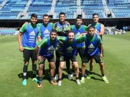 México realizó su primer entrenamiento este día, de cara a su compromiso contra Chile en las semifinales de la Copa América. TWITTER / @miseleccionmx