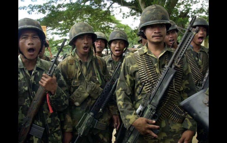 Desde marzo, el Ejército filipino ha lanzado sin éxito varias ofensivas para tratar de encontrar a los rebeldes. AP /