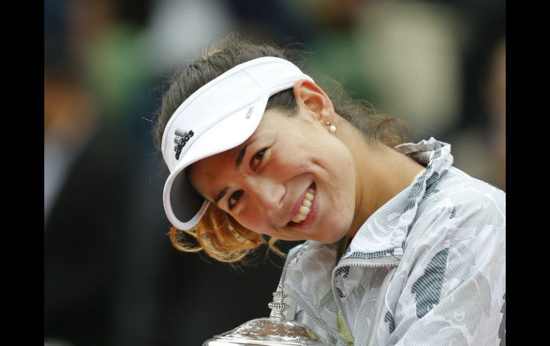 Garbiñe Muguruza es la actual campeona del torneo Roland Garros en la rama femenil. AP / ARCHIVO