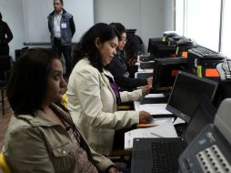 En el proceso, participan egresados de las escuelas Normales e instituciones formadoras de maestros de educación básica. SUN / ARCHIVO