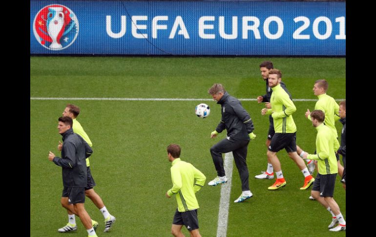 El equipo comandado por Joachim Löw llega al encuentro sin haber recibido gol en las dos jornadas anteriores. EFE / A. Taherkenareh