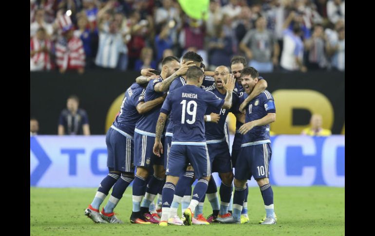 Argentina llega al partido más importante del torneo continental tras vencer en las seminifinales a EU, con marcador de 4-0. EFE / D. Fernández