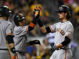 El mexicano Ramiro Peña, tercera base de San Francisco, bateó dos hits en cuatro turnos. AFP / J. Sargent