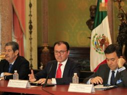 Representantes del Banxico, SHCP y la Secretaría de Economía anuncian un nuevo recorte federal. NTX / J. Lira