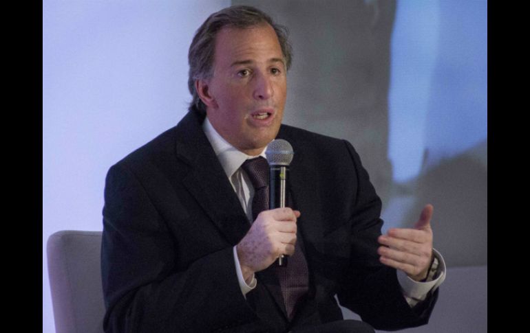 Meade hizo votos para una pronta solución de los bloqueos que impiden el abasto de productos de la canasta. SUN / ARCHIVO