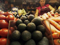 En Tijuana, el aguacate alcanza un máximo precio de 80 pesos, mientras que en Guanajuato se vende en 35 pesos. EL INFORMADOR / ARCHIVO