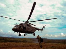 Afirman que los uniformados apoyaban las acciones militares contra la guerrilla del Ejército de Liberación Nacional. AFP / R. Arboleda