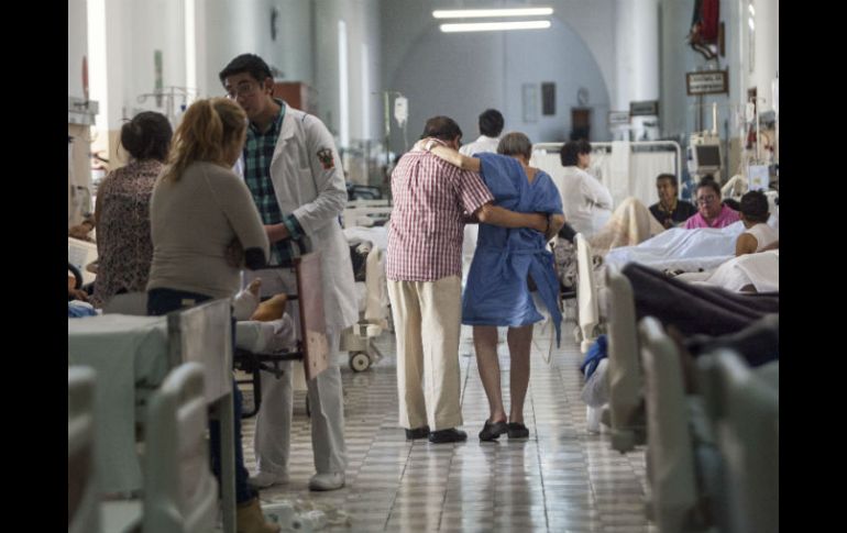 El viernes pasado, varias áreas del Hospital Civil entraron en paro de labores ante la falta de insumos. EL INFORMADOR / ARCHIVO