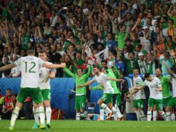 La alcaldesa destaca que desean agradecer el comportamiento positivo y agradable de los aficionados irlandeses. AP / ARCHIVO