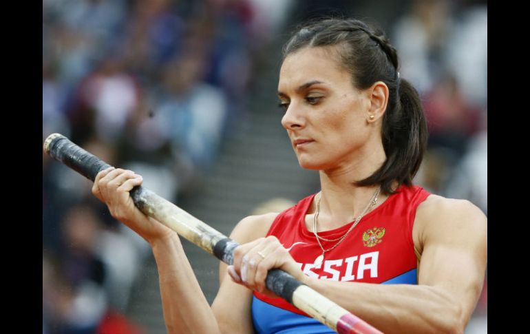 Isinbayeva jamás ha estado implicada en un caso de dopaje. Hace una semana, registró la mejor marca del año con 4.90 metros. EFE / ARCHIVO