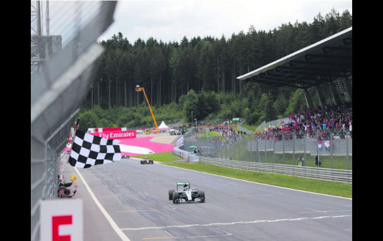 El piloto alemán Nico Rosberg (imagen) fue el ganador del GP de Austria el año pasado. AP /