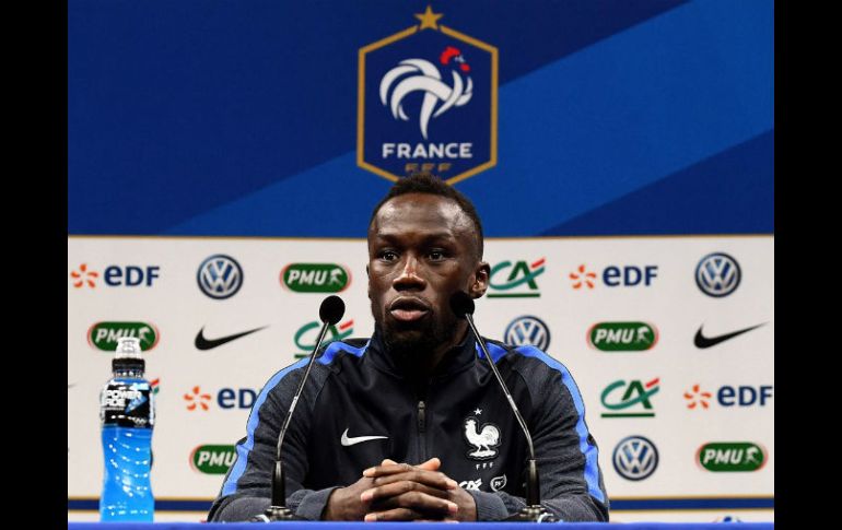 Bacary Sagna. Para el defensa sería un fracaso si no avanzan a Semifinales este día. AFP / F. Fife