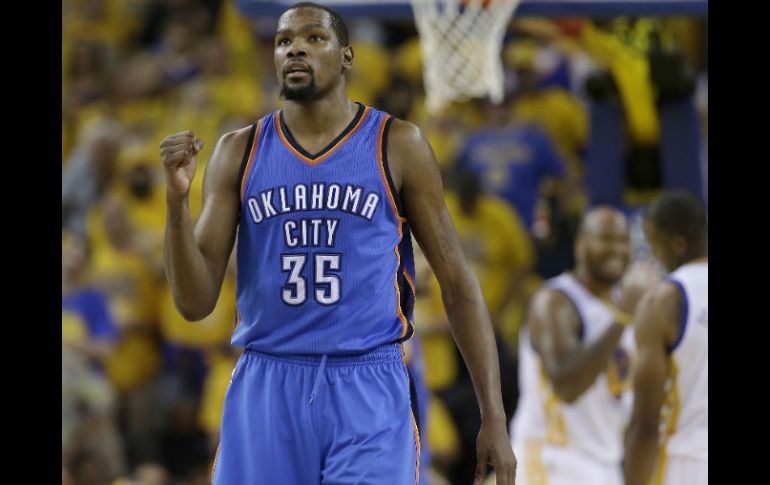 Durant abandona los Thunder de Oklahoma para unirse a las filas del subcampeón de la NBA. AP / ARCHIVO