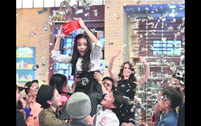 Campeona. Alana no dejará la cocina, aunque promete que también se concentrará en sus estudios. ESPECIAL / CORTESÍA TV AZTECA