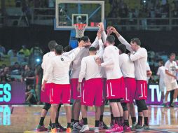 Los 12 Guerreros. La Selección de México inicia su aventura rumbo a Río 2016 en Turín, Italia. MEXSPORT /