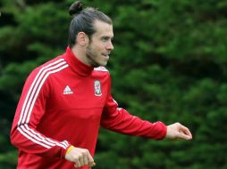 Sobre Gareth Bale, Chris Coleman destaca su juego colectivo. EFE / E. Lemaistre