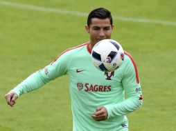 Sin duda, CR7 es un jugador referente en el encuentro que se disputará este miércoles entre las Selecciones de Portugal y Gales. AFP / F. Leong