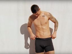 Calvin Klein describe a James Rodríguez como intensamente tímido, por lo menos en su infancia. YOUTUBE / Calvin Klein