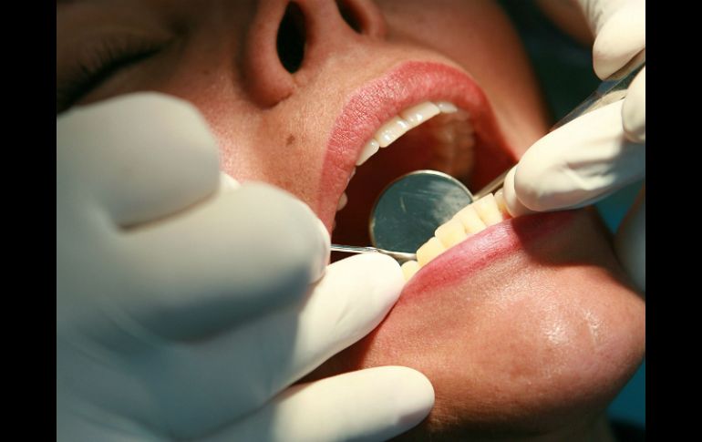 El dentista debe estar especializado lo mismo en estética que en rehabilitación u ortodoncia. EL INFORMADOR / ARCHIVO